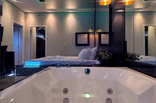 suite aquamarine